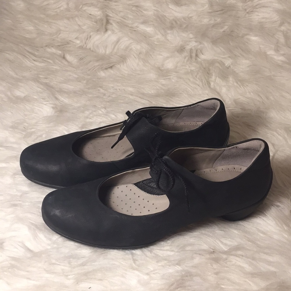 Ecco sculptured nubuck Mary Janes